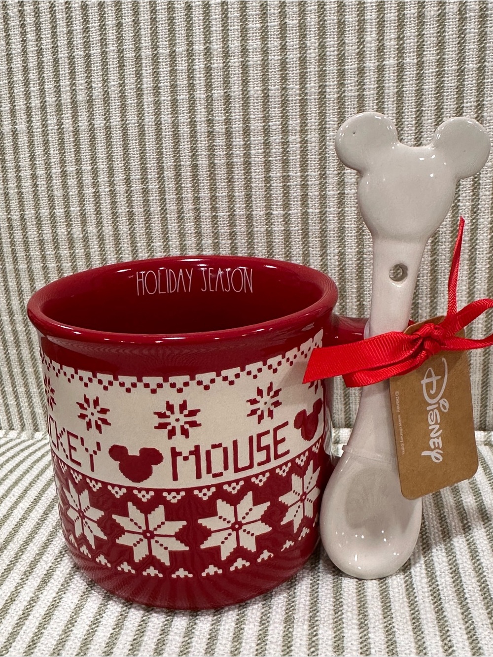 Disney holiday mug